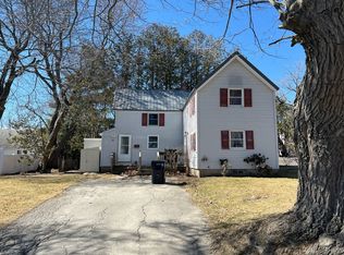 208 Pearl St, Bangor, ME 04401