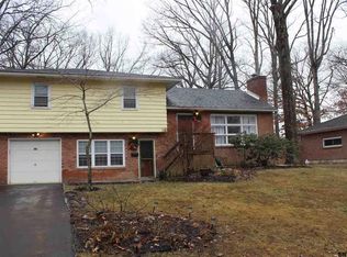 54 Brockley Dr, Delmar, NY 12054