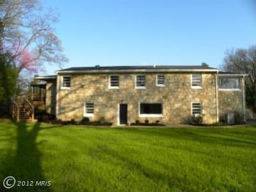 3rd image of 57 Wakefield Ave