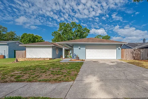 18322 Swan Lake Dr Photo 1