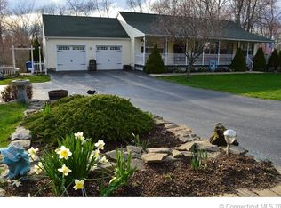 25 High Meadow Dr, Plainfield, CT 06374