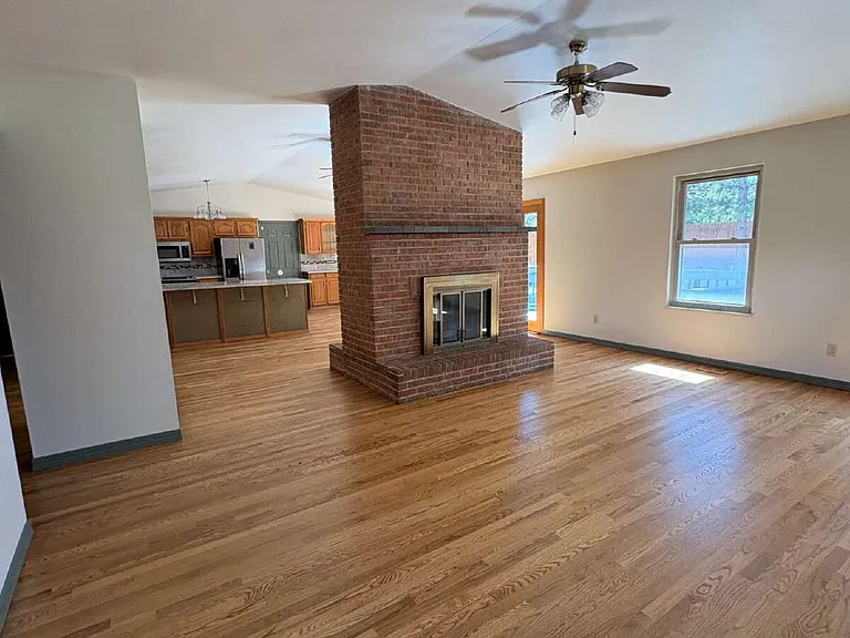 6469 Pulpit Rock Dr — Photo 8