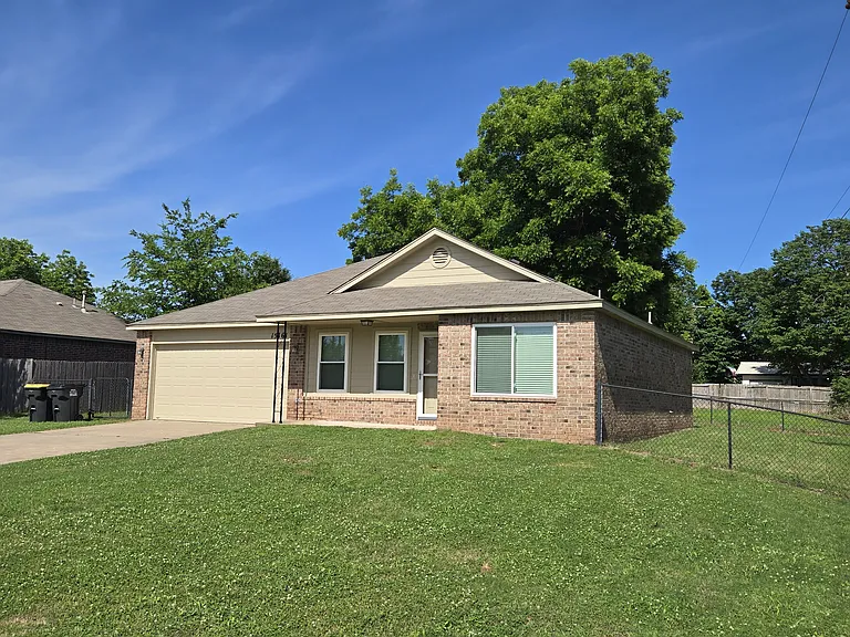15161 S 291st East Ave — Photo 2