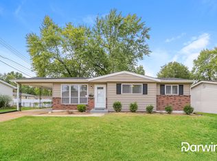 470 Jana Dr, Florissant, MO