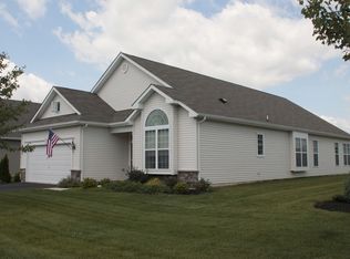 58 Eagle Ridge Cir, Lakewood, NJ 08701