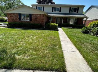 7410 Admiralty Dr, Canton, MI