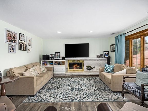 5th image of 1509 W San Lorenzo Ave