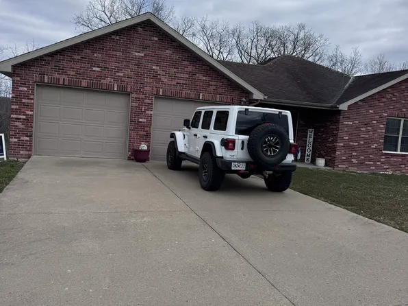 4809 Wardsville Rd #A, Jefferson City, MO 65101