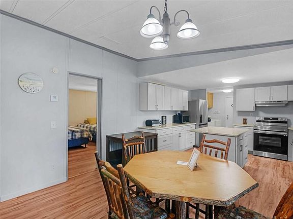 5th image of 1775 Long Piney Rd