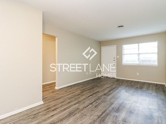 5th image of 2208 Lavern St #A