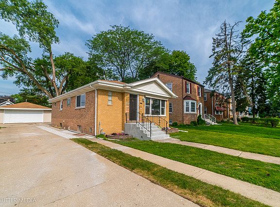 2nd image of 532 Bohland Ave