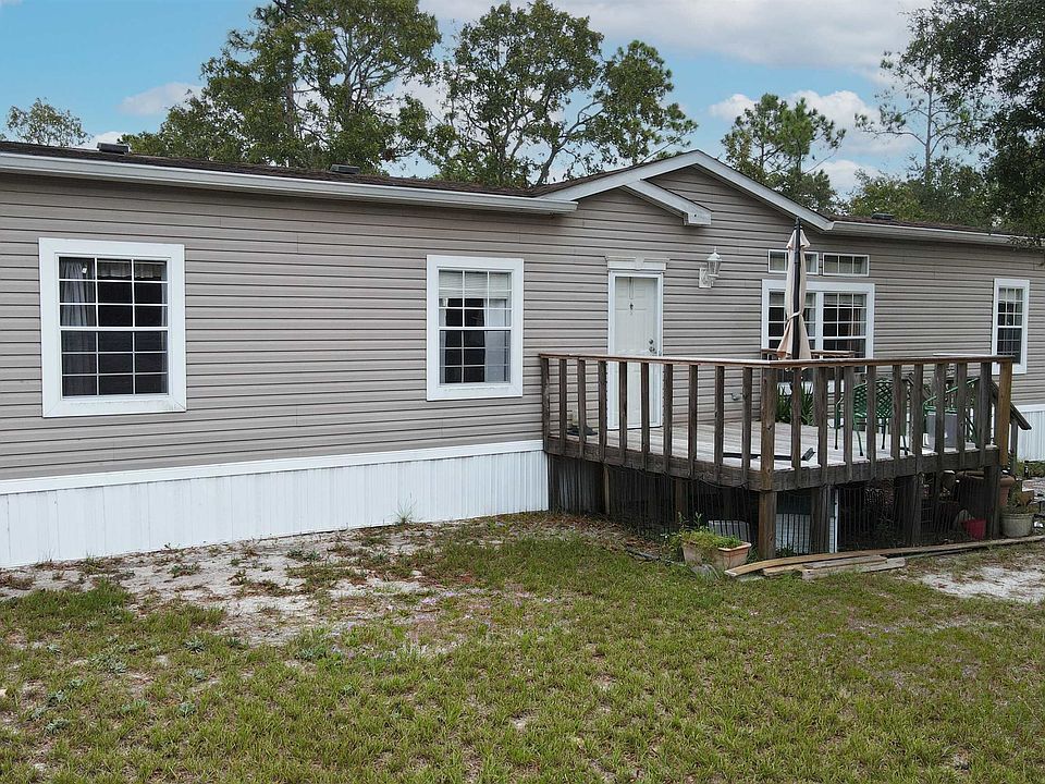 1st image of 16994 Clearwater Creek Ln