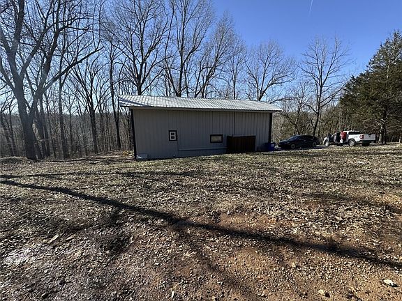 2nd image of 20619 Wade Rd