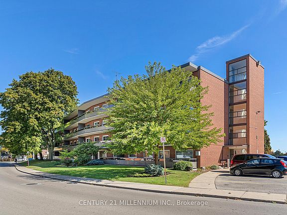 4th image of 11 Woodman Dr S #203