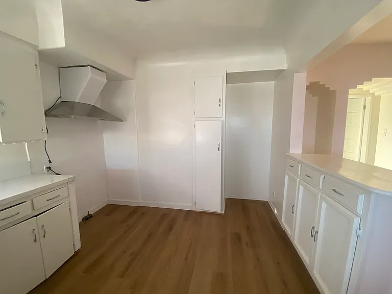 8707 Baring Cross St #1/2 — Photo 7