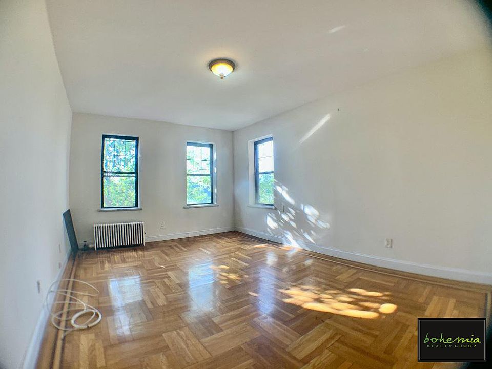 1st image of 825 W 187th St APT 1G