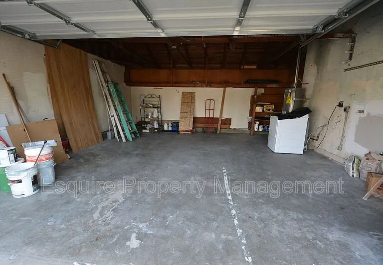 4511 S A St — Photo 24