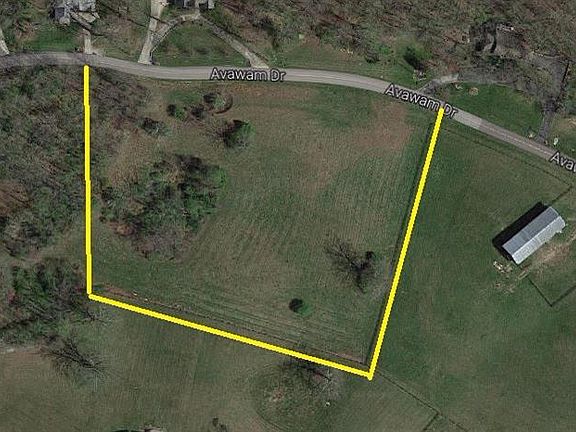 3rd image of 275 Avawam Dr