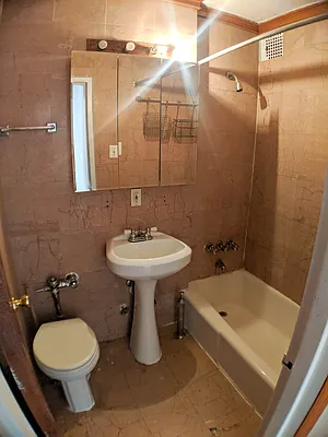 Rented by City Connections Realty | media 44