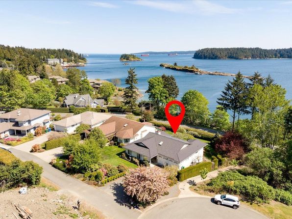 1362 Ivy Ln, Nanaimo, BC V9T 5T2