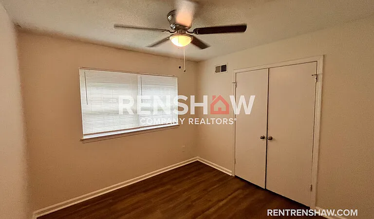 3909 Dante Ave — Photo 9