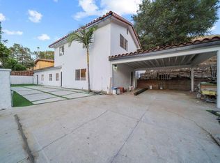 9824 Sunland Blvd, Sunland, CA 91040