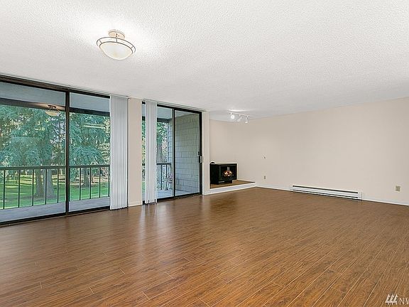 4th image of 6355 137th Ave NE APT 299