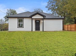 200 Gray St, Pittsburg, TX 75686