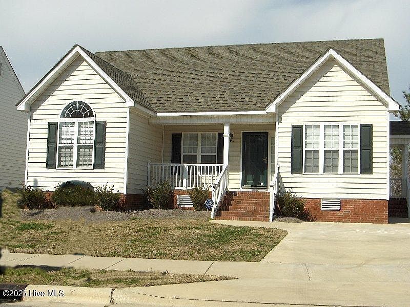 1st image of 908 Sebring Dr