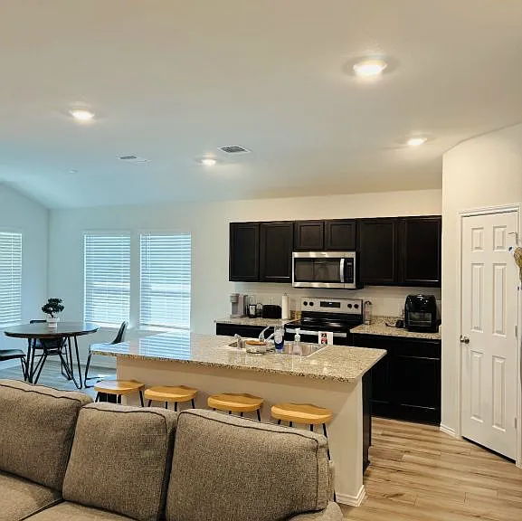 1137 Ruby Cv — Photo 3
