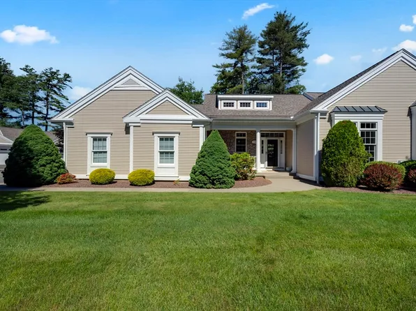 10 High Pine Cir, Wilbraham, MA 01095