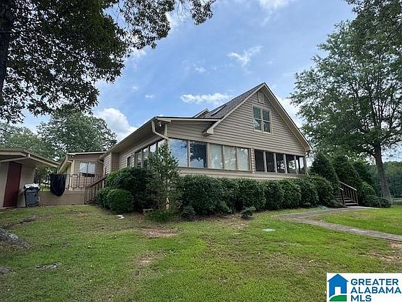 3rd image of 1442 Shannon Way