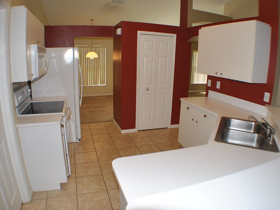 1st image of 7403 Bumelia Dr