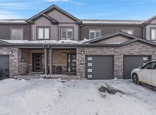 34 Nieson St, Cambridge, ON N1R 0B9