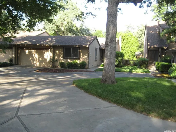 6942 Toluca Ln, Citrus Heights, CA 95621