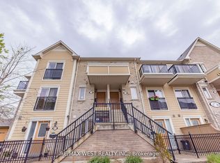 4975 Southampton Dr #218, Mississauga, ON L5M 8E5