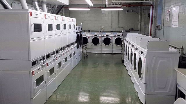 2nd image of 8625 Van Wyck Expy APT 523