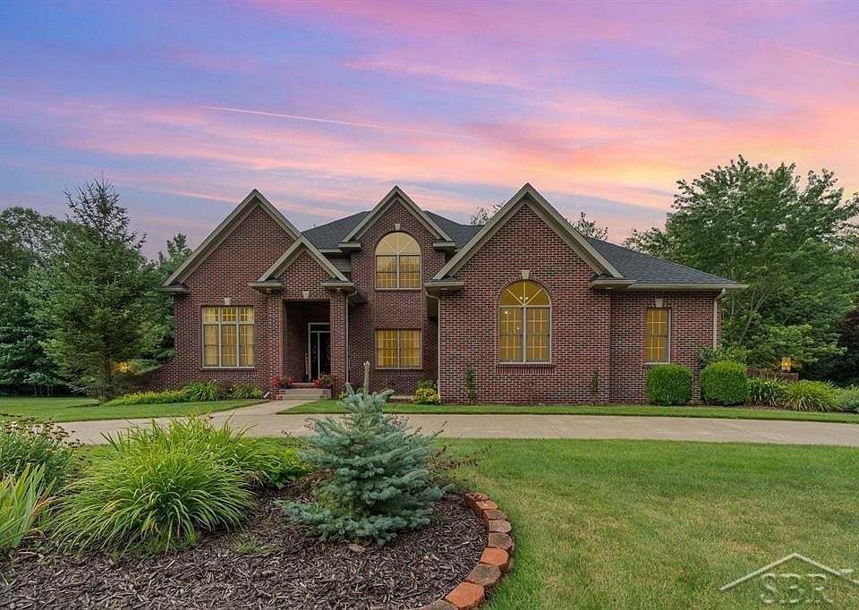 1st image of 2488 E Ravenwood Dr