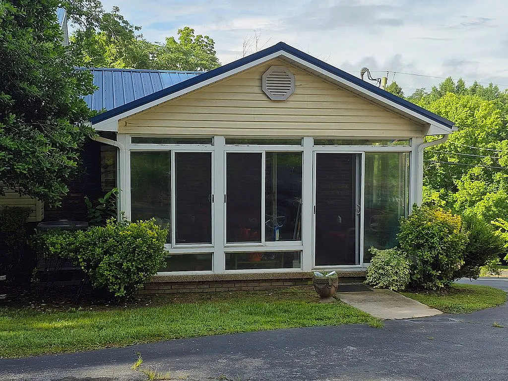 1282 Sweetwater Rd, Newport TN - Owner Finance Home