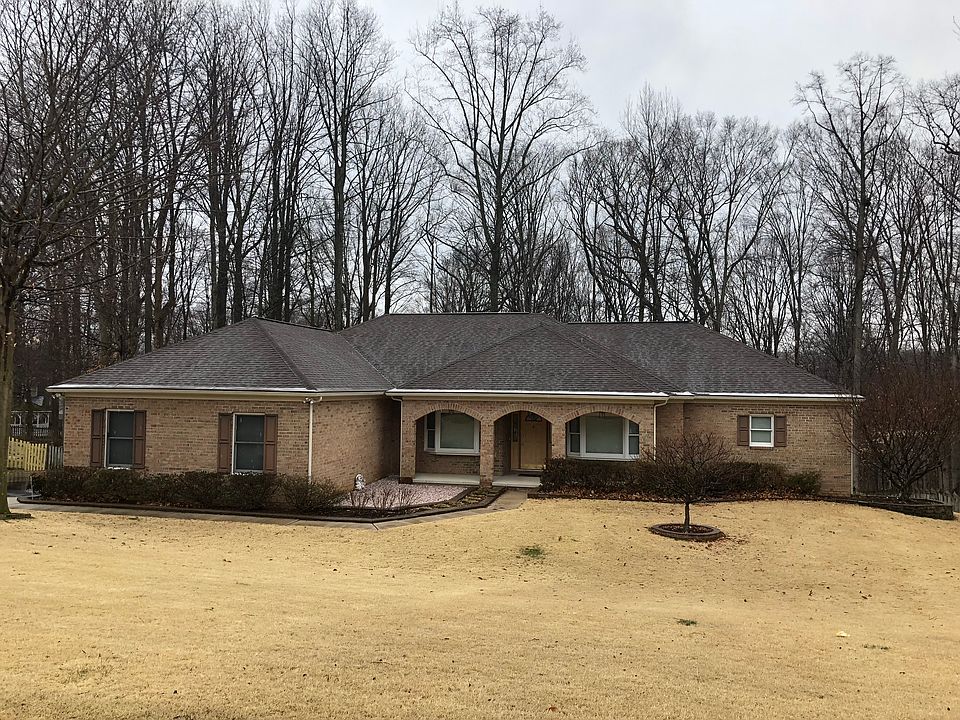 1st image of 2225 Erin Way
