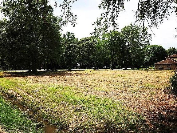 3rd image of 21314 Briar Oak Dr