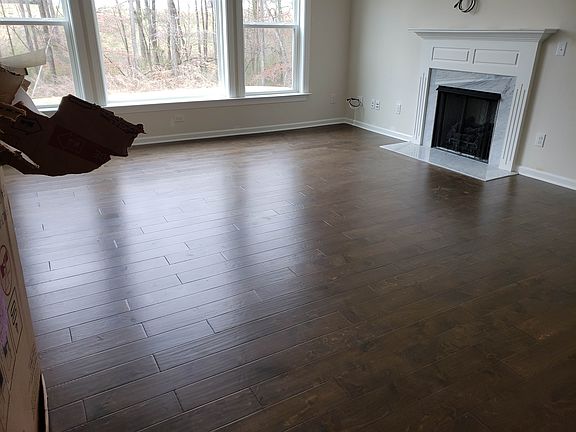 4th image of 725 Juniper Berry Ln NW