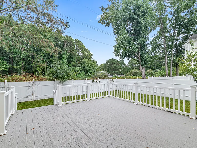712 Tallahassee Dr — Photo 37