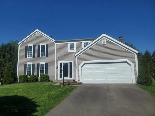 7567 Simmswood Ct, Dublin, OH 43016