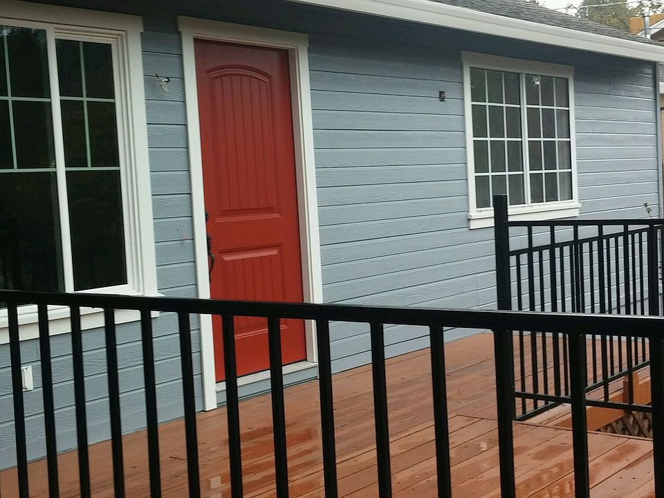 1st image of 933 Bartlett Ave