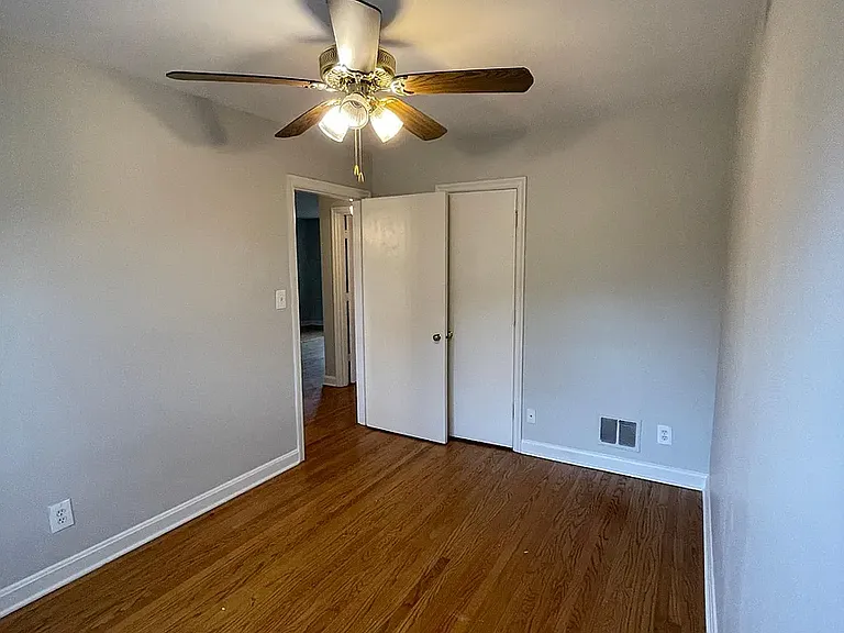 2305 Taylorsville Rd #B — Photo 15