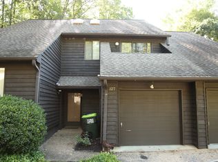 127 Blithe Ct, Charlottesville, VA 22901