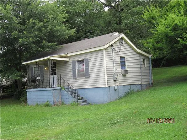 323 Deyo St, Anniston, AL 36201
