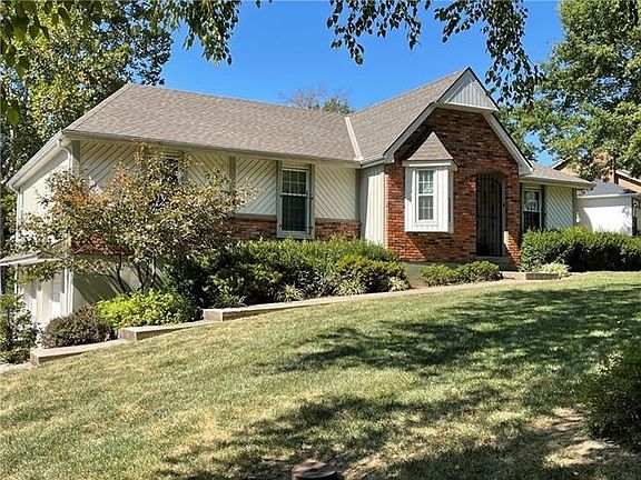 2nd image of 4808 S Kendall Dr
