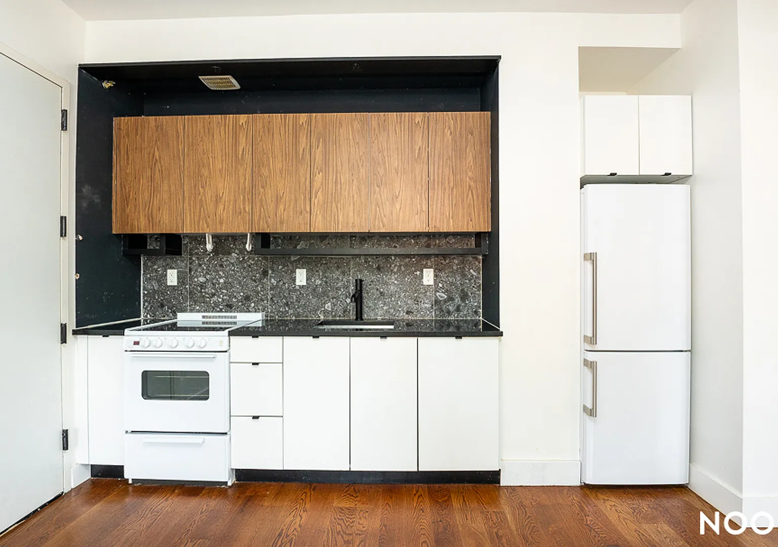 1054 Bushwick Avenue — Photo 3